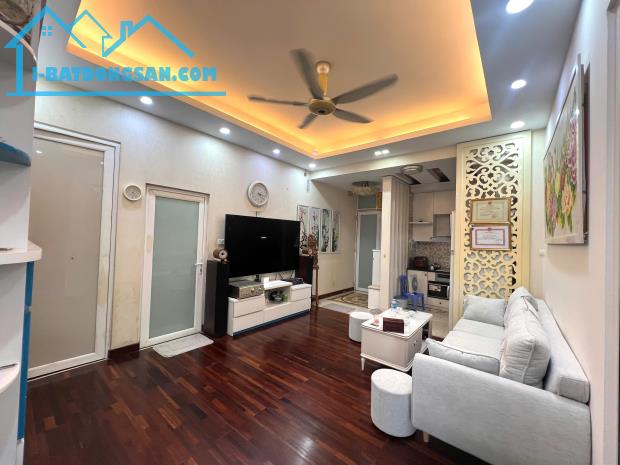 CHÍNH CHỦ BÁN CĂN HỘ TOÀ HH1 ĐƯỜNG DƯƠNG ĐÌNH NGHỆ 2PN, 2 VS GIÁ 7,1 TỶ.