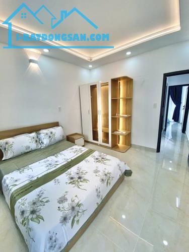 Giảm 1 tỷ - Diện tích 42m2 - Ngang 3.5m - Hai mặt hẻm -  CMT8 - Quận 10 - 1