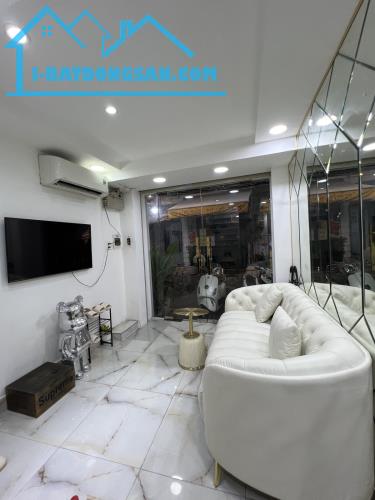 Hẻm ô tô Lê Hồng Phong, Q10 - 4 Tầng - Giá 5.9 Tỷ