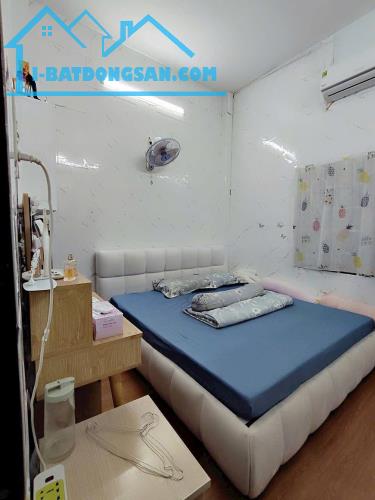 NHÀ 3/2 Q10 - HẺM 3M VÀI BƯỚC RA XE TẢI TRÁNH - 50M2 (4x12.5)- 3 TẦNG BTCT - 3PN CHỈ 8.3TỶ - 2