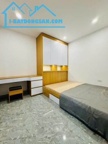 Cần bán Tập Thể Tầng 1 Phố Thanh Nhàn - Đối diện công viên - 75m2 x 2 ngủ - SĐCC - Nhà đẹp - 1
