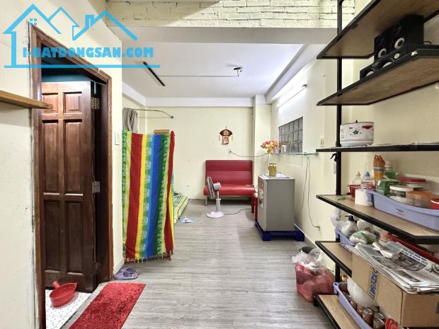 Nguyễn Trãi, Quận 1 - 41M2 - 4 Tầng - Giá 7.5 Tỷ - 3