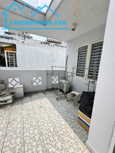 BÁN NHÀ CHÍNH CHỦ - P5 PHÚ NHUẬN - 40M - 4 TẦNG BTCT - PHAN ĐĂNG LƯU - 4PN - GẤP BÁN 7.85 - 4