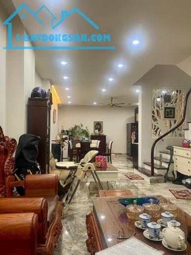 BÁN GẤP NHÀ 6 TẦNG PL VĨNH PHÚC KHU 7,2HA.DT:56M2,Ô TÔ TRÁNH,CÓ VỈA HÈ.GIÁ 20 TỶ. - 2