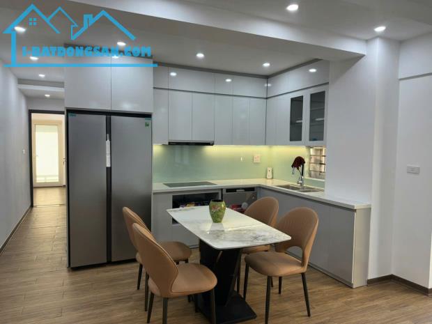 Chính chủ cần bán căn hộ chung cư Central Field 219 Trung Kính 71m 2pn2vs đủ đồ