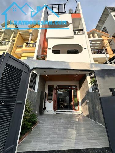 NHÀ XÂY MỚI Q12 TX25, 330M2 DTSD 4 TẦNG NGANG 5 X17 SỔ VUÔNG CHỈ 7.1TỶ TL