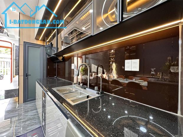 NHÀ XÂY MỚI Q12 TX25, 330M2 DTSD 4 TẦNG NGANG 5 X17 SỔ VUÔNG CHỈ 7.1TỶ TL - 3