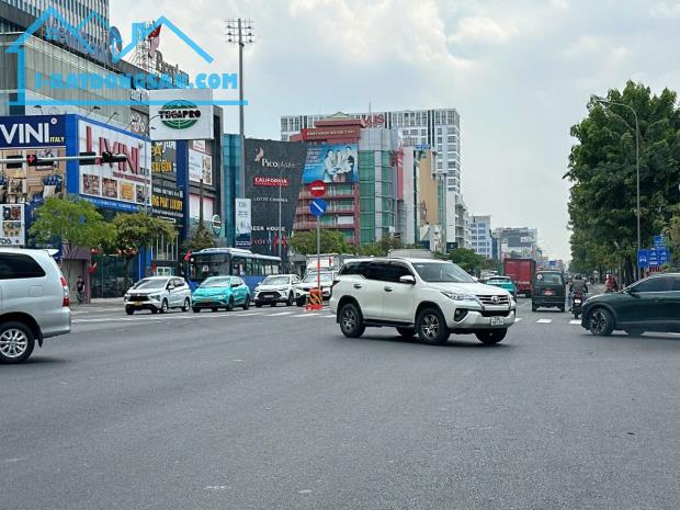 Bán nhà 5 tầng hẻm 8m Cộng Hòa 68m2 12PN tiện khai thác CHDV ngay VinCom Plaza 14.49 tỷ