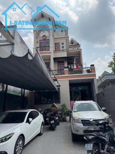 MT ĐƯỜNG 160 - 220M2 - 3 TẦNG - NGANG 8.2