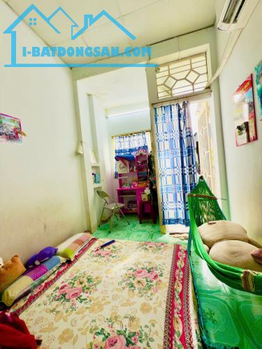 Nhà 2 tầng hẻm 3,5m thẳng đường Bông Sao P5Q8. Giá 2,58 tỷ TL - 2