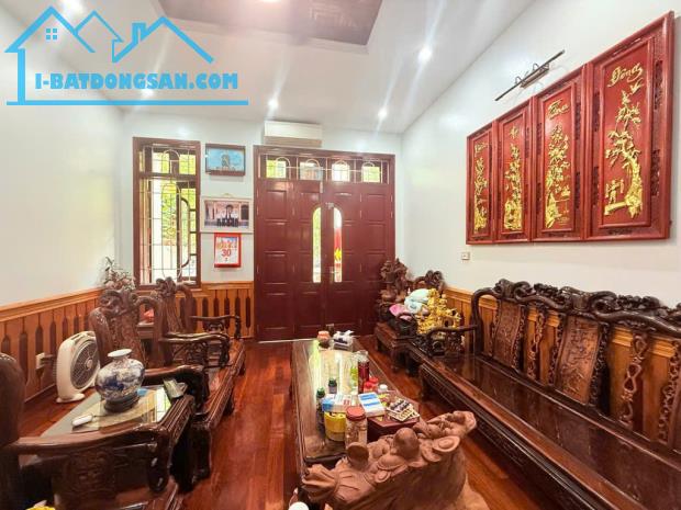 Đẹp nhất Phùng Chí Kiên - phân lô ô tô tránh - vỉa hè - 80m 5 tầng - 2 thoáng - MT 4.5m - - 2