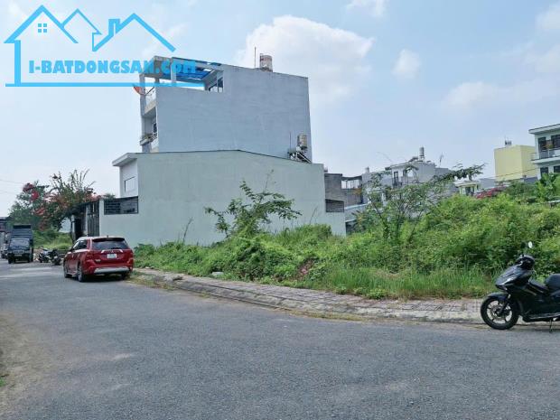 KDC GÒ CÁT - PHÚ HỮU - 2MT ĐẤT TRỐNG - 305m2