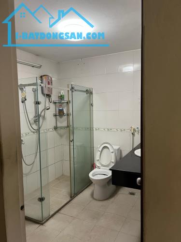 Cho thuê nhà ngõ ô tô Vũ Hữu, 3 tầng x 70m2, 4 ngủ, 15 Triệu, ở nhóm 8 người, VP c.ty - 3