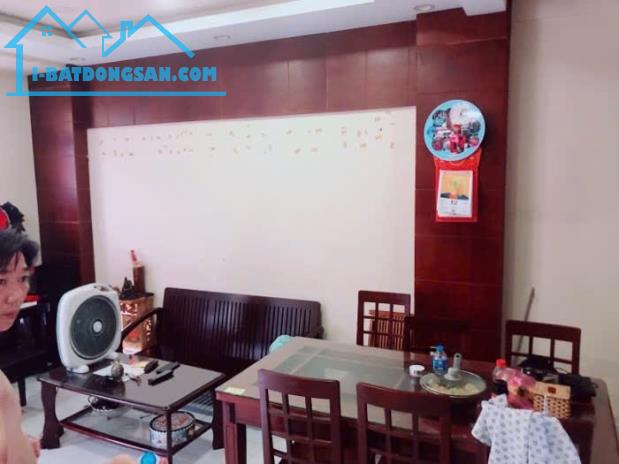 , NHÀ ĐẸP QUẬN 7 - KHU DÂN CƯ HIỆN HỮU - KHÔNG QUY HOẠCH - HẺM RỘNG THOÁNG - 64M2 4 TẦNG - 3