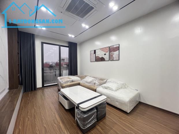 Siêu Phẩm Long Biên, Gần Mặt Phố, Thang Máy, Nhà Mới Ở Luôn, An Sinh Cực Đỉnh - 2