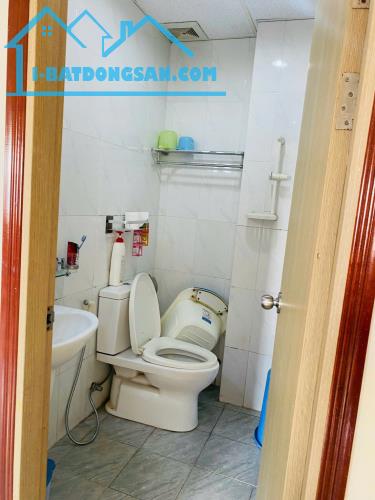 Cần bán chung cư Sài Gòn Town 60m 2PN 2wc giá rẻ chỉ 1,75 tỷ - 1