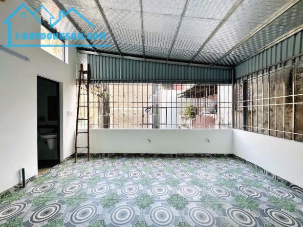 Bán nhà phố Minh Khai, Hai Bà Trưng 49m, 4 tầng. Giá: 9 tỷ. LH: 0937158386 - 3