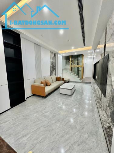 Cần bán gấp siêu phẩm Xuân Đỉnh 48m2, 6T thang máy, ô tô, gần phố - 1