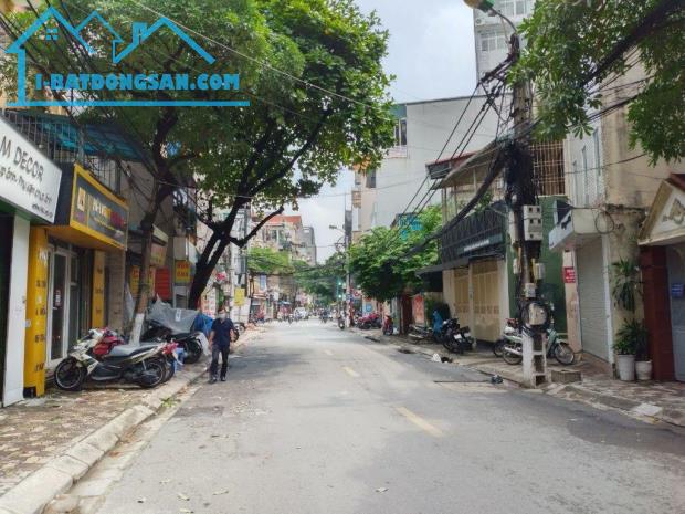 Bán nhà Thân Nhân Trung, HXH sạch thoáng, an ninh cao, dân trí tốt, 40m nhỉnh 4 tỷ
