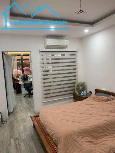 BÁN NHÀ “ĐẸP NHƯ TRANH” TẠI ĐỐNG ĐA, 2 Ô TÔ ĐỖ CỬA, 44.5m2 - 8 Tỷ - 1