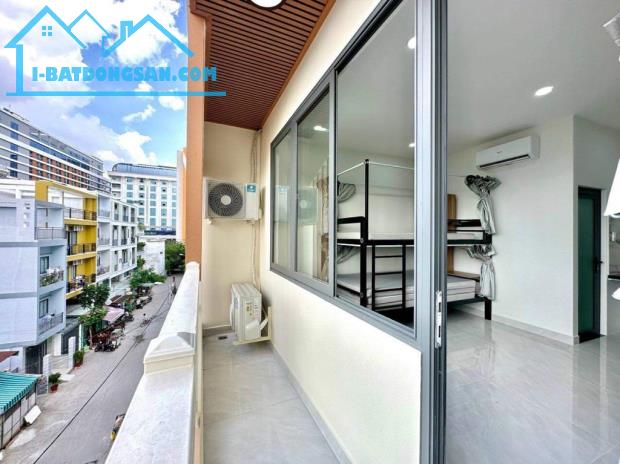 Bán CHDV ngay ĐH VĂN LANG, GÒ VẤP. Hơn 26phòng dòng tiền 160tr/t, 29,5 tỷ 140M2 ngang 10M - 3