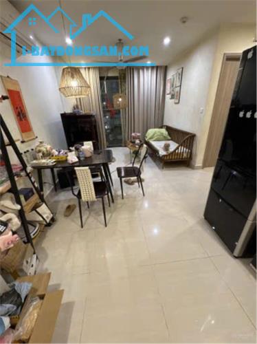 Căn hộ đẹp- giá tốt cần bán nhanh căn chung cư view đẹp tại huyện Gia Lâm, TP Hà Nội