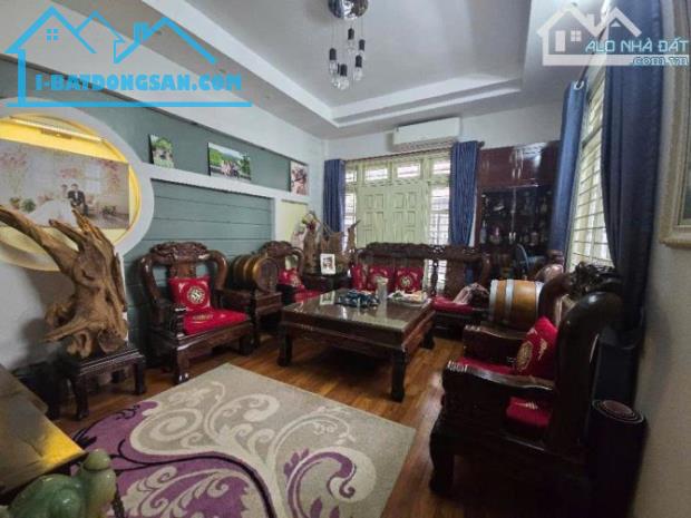 Cực hiếm - Bán nhà  Văn Cao, Ba Đình - Nhà phân lô - ngõ ô tô đỗ cửa - 42m x 5T, 16 tỷ - 1
