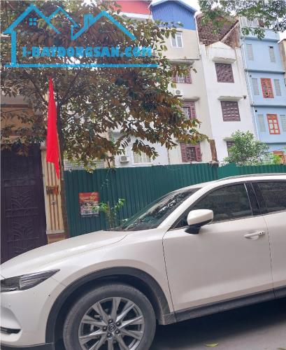 BÁN CỰC GẤP  Đất KĐT Đại Kim 84 mét. Vị trí Đỉnh Cao - KINH DOANH. Giá chỉ 16 tỷ 52 - 1