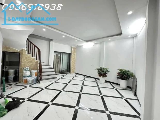 NHÀ MỚI-THANG MÁY-GẦN PHỐ -CỰC HIẾM-XÃ ĐÀN, ĐỐNG ĐA-8.2 TỶ - 2