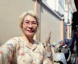 CHÍNH CHỦ 1 ĐỜI CHƯA QUA ĐẦU TƯ - MẶT TIỀN HẺM XE HƠI Đ. THỦ KHOA HUÂN, QUẬN 1 - VÀI BƯỚC
