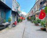 5.7 TỶ - NHÀ HẺM XE TẢI TÂN BÌNH - GẦN SIÊU THỊ EMART - DT 5.5*11M ĐÚC 2 TẤM