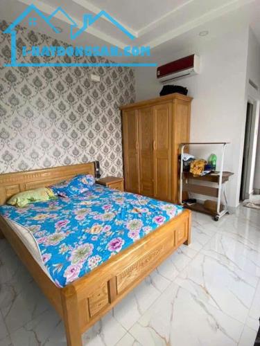 NHÀ 4 LẦU, DT 133M² (NGANG 7M), SÂN ĐẬU 2 Ô TÔ - MẶT TIỀN ĐƯỜNG SỐ 4, LONG TRƯỜNG - 3