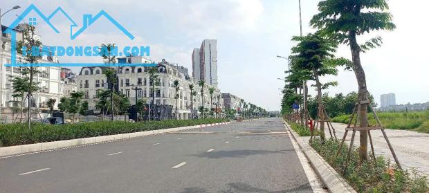 Chính chủ cần bán nhanh bán kín Louis Đại Mỗ 100m2 5 tầng , miễn tiếp trung gian - 1