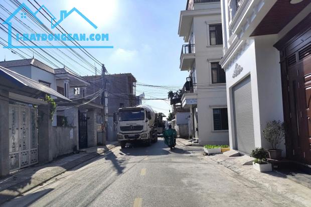 CHÍNH CHỦ CẦN BÁN LÔ ĐẤT TẶNG NHÀ CẤP 4 – MẶT ĐƯỜNG TDP BẠCH MAI, PHƯỜNG ĐỒNG THÁI, QUẬN