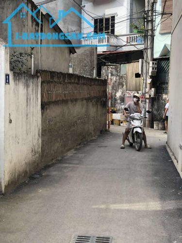 Thổ cư lô góc 3 mặt ngõ thoáng vĩnh viễn ô tô đỗ tận cửa phường Minh Khai