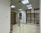 Vì chuyển xưởng nến nên mình đang có mặt sàn trống 80m2 muốn cho thuê