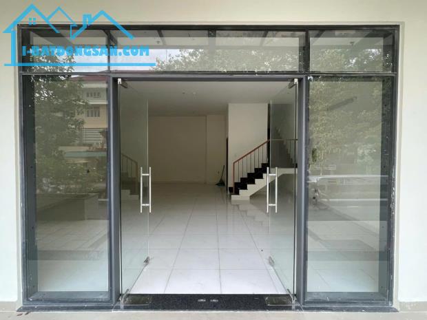 Cho thuê nhà 2225 Phạm Thế Hiển, 17 triệu, 151m2, 1T, 1L , có thể ở và kinh doanh - 1