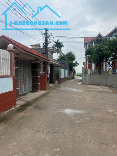 CHÍNH CHỦ CẦN BÁN NHÀ MÁI THÁI ĐẸP – FULL THỔ CƯ TẠI BẮC GIANG - 2