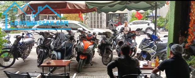 Chuyển hướng kinh doanh nên mình cần sang quán cafe 130 Tr( bao gồm cọc 30tr - 2
