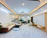 Bán nhà Chợ Lớn ! Bán Gấp nhà (3PN 4WC) 67m2 Giá 3tỷ550, đường Tản Đà, Gần Đại học Y Dược