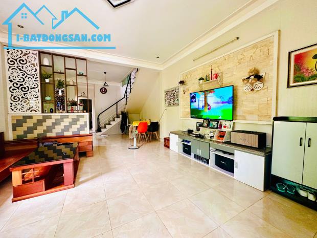 🏡 Nhà đẹp Kim Long – Vị trí thoáng, có sân đỗ ô tô