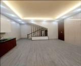Cho thuê nhà ngõ đường Hồng Hà Hoàn Kiếm 36m x 4 tầng, giá 12tr/tháng