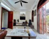 Nhà đẹp 77m², xây 4 tầng chắc chắn, ô tô đỗ cửa, khu vực dân trí cao.  Vị trí gần siêu thị