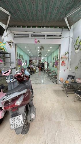 Bán gấp đất Tạ Quang Bửu , phường 5 , Q8 , 
80 m2  chỉ 14,5 tỷ - 2
