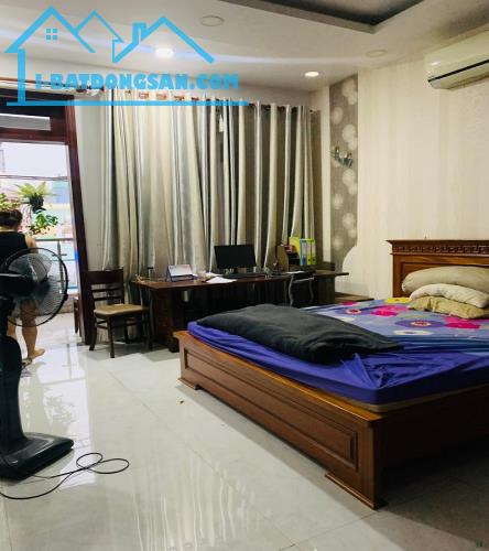 3 lý do nên mua nhà HXH Phạm Quý Thích, Tân Quý, Tân Phú, 102m2, 4 tầng, 10x triệu.1m2 - 3