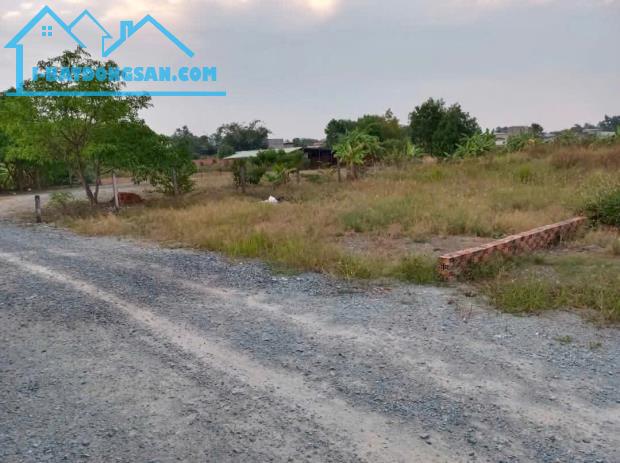 500m2 Đất Phường Tân Hạnh Cách Đường phạm Văn Diêu 1xẹt. 1Tỷ9 - 1