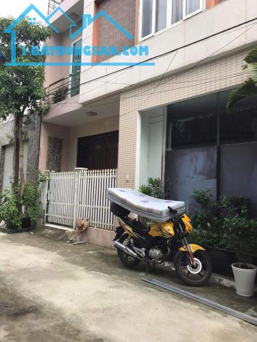 Bán nhà 3 tầng đường quy hoạch 5m đối diện Bệnh viện Sản nhi Đà Nẵng - 4