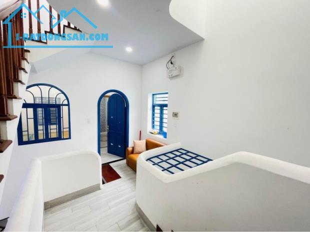 # Nhà gần MT Thi Sách, Ô tô Đậu 20m , 60m2, 3 tầng mới xây 2 năm, cứng ngắc, cực chắc, an - 3