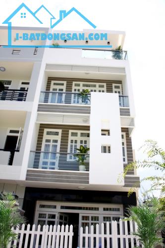 🚀CỰC HIẾM! BÁN NHÀ LIỀN KỀ VIỆT HƯNG - LONG BIÊN - 96M2 - 5 TẦNG - CẠNH BIG C - 29.5 TỶ. - 4