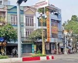 BÁN NHÀ 1 TRỆT 2 LẦU – MẶT TIỀN NGUYỄN ÁI QUỐC 📍 Ngay ngã 4 Cổng 2